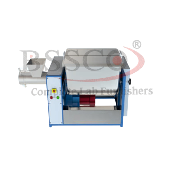 FLOUR KNEADING MACHINE WITH EXTRUDER